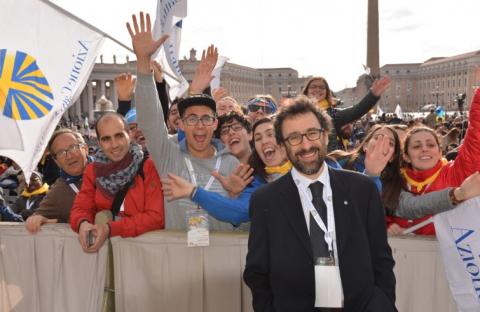 Matteo Truffelli in piazza San Pietro con il popolo di Ac
